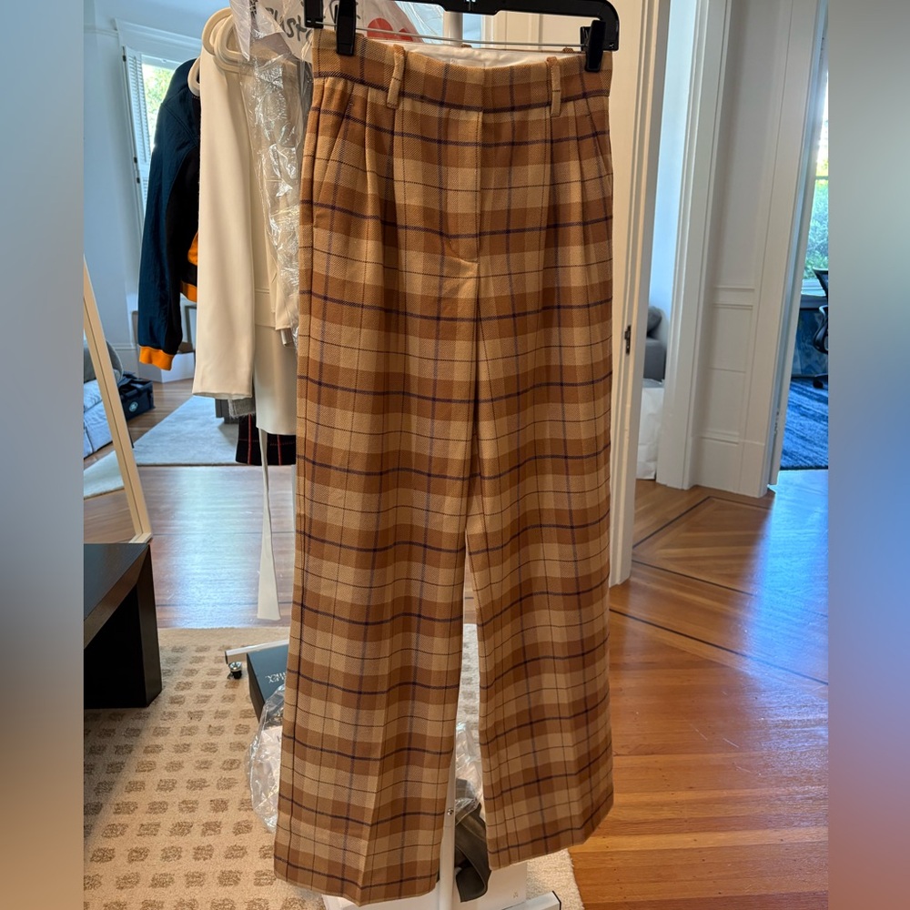 Aritzia trousers in plaid